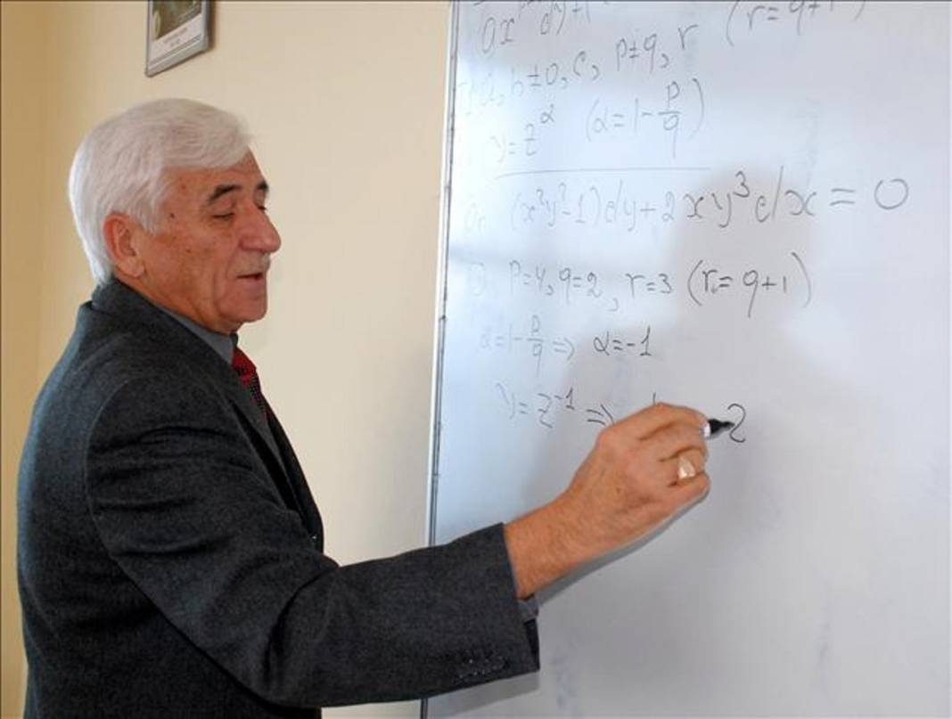 Memur ve emekli için zam tablosu belli oluyor! İşte kalem kalem zam oranları 16